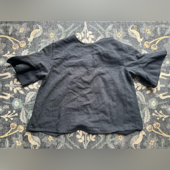 Dotori button up blouse - Picture 3 of 6